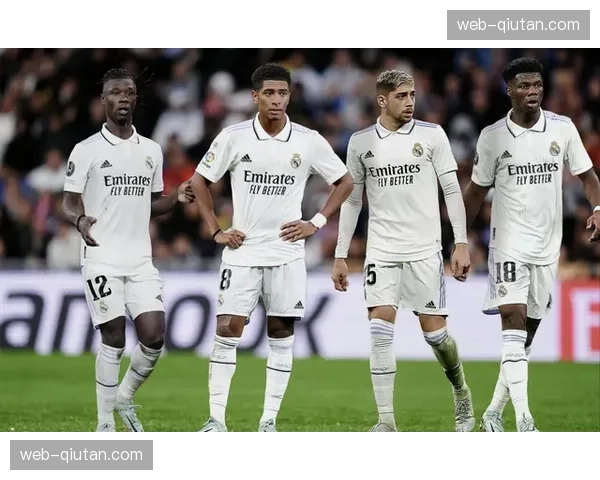 皇马3-4遭拜仁逆转，维尼修斯与贝林厄姆比赛末段爆发激烈争吵